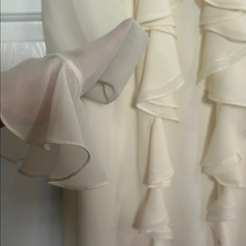 Chic Ivory Ruffle Blouse - Picture 7 of 10